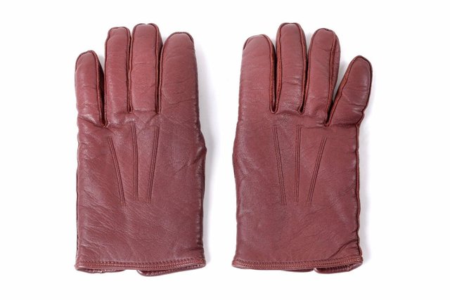 Image 2 of DENTS REAL LEATHER GLOVES medium size
