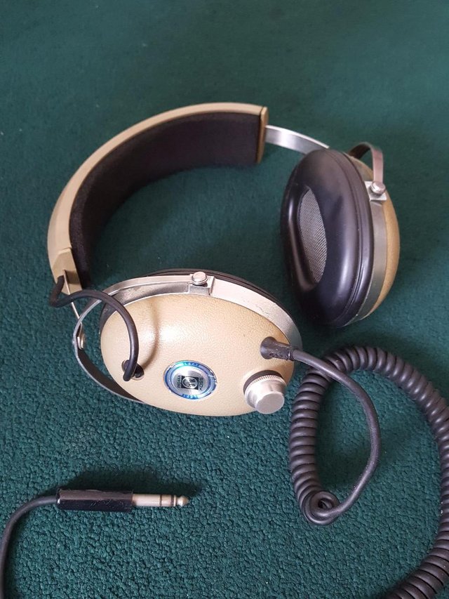 Image 2 of Koss Pro 4A 1970's studio headphones for sale.