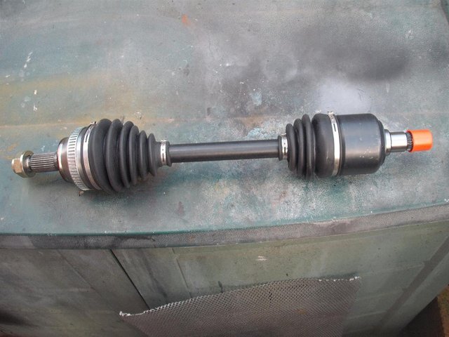 Preview of the first image of Land Rover freelander Drive Shaft.