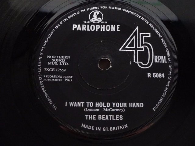 Preview of the first image of WANTED BEATLES I WANT TO HOLD YOUR HAND SINGLE  SOLID CENTRE.