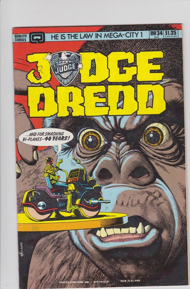 Image 3 of Judge Dredd collection. 5 Mint Books & 27 comics all VF to N