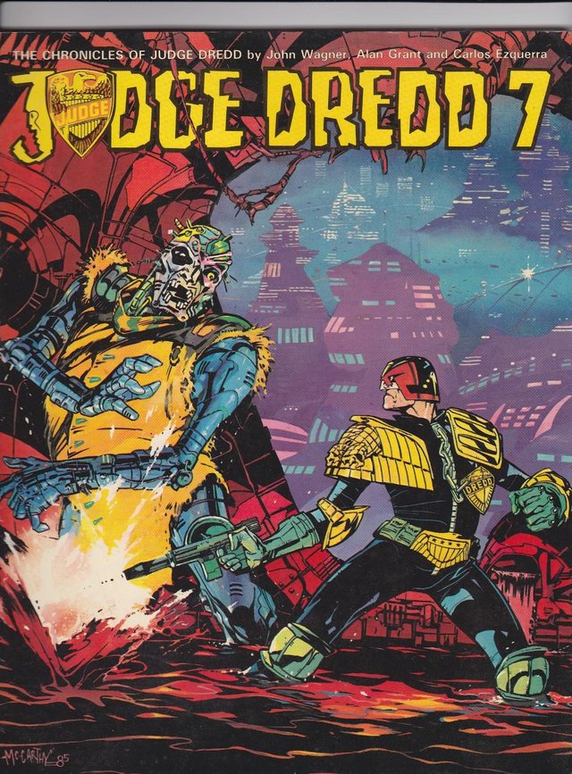 Image 8 of Judge Dredd collection. 5 Mint Books & 27 comics all VF to N
