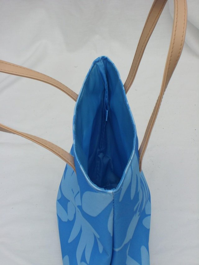 Image 3 of ESTEE LAUDER Blue Mini Tote Handbag - NEW