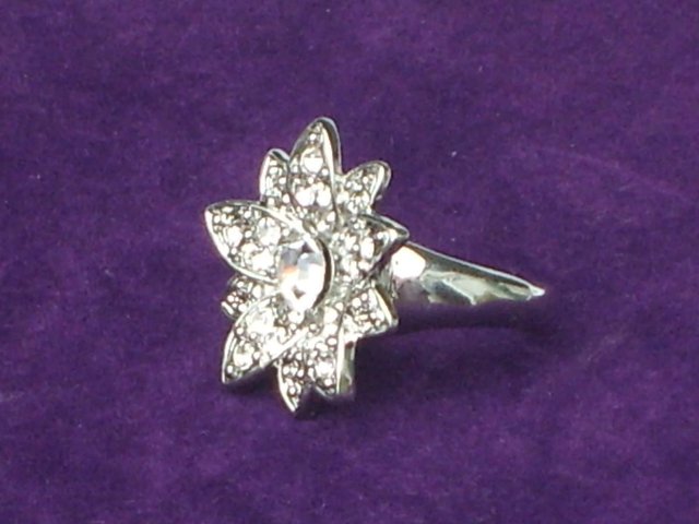 Image 2 of Costume Flower Ring With Diamante - NEW!