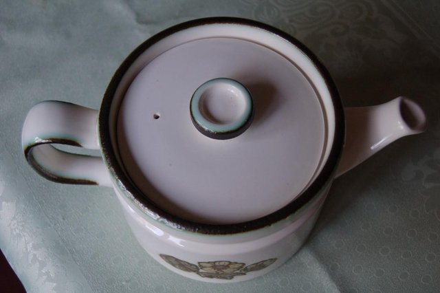 Image 6 of Lovely Teapots Wedgwood 'Primrose' & Denby 'Sahara' As New