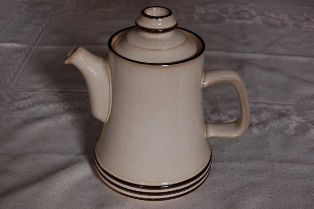 Image 7 of Lovely Teapots Wedgwood 'Primrose' & Denby 'Sahara' As New