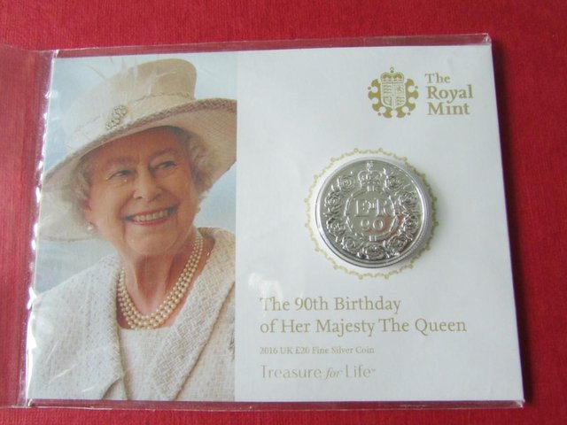 Image 2 of THE 90th BIRTHDAY OF HER MAJESTY THE QUEEN SILVER £20 COIN