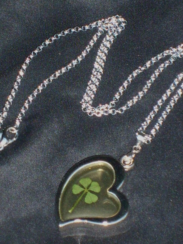 Preview of the first image of 18ct Gold Plated Heart & 4 Leaf Clover Necklace.