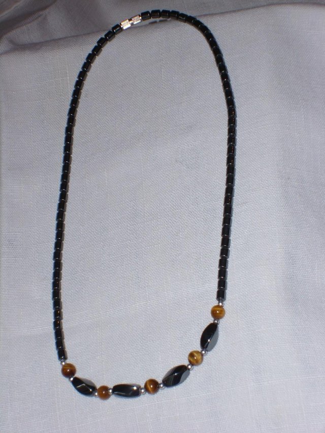 Image 2 of Hematite & Tigers Eye Necklace NEW