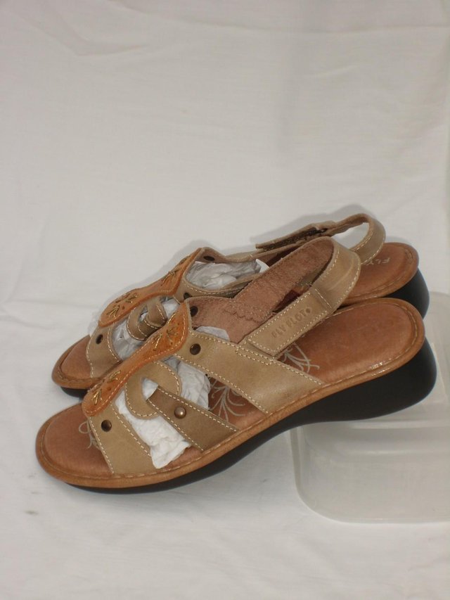 Image 2 of PAVERS FLY FLOT Leather Sandal Shoes – Size 5/38 NEW