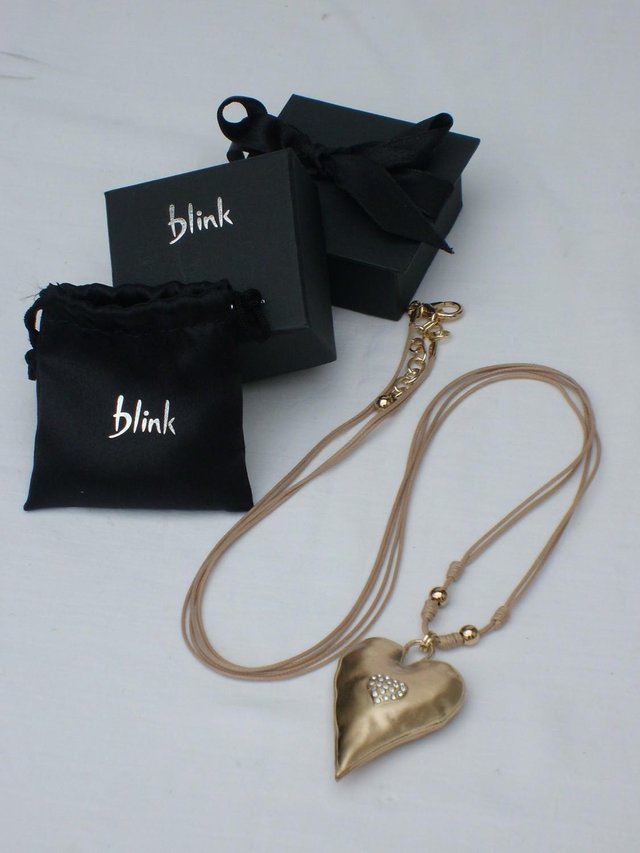 Preview of the first image of BLINK Costume Heart Pendant Necklace NEW.