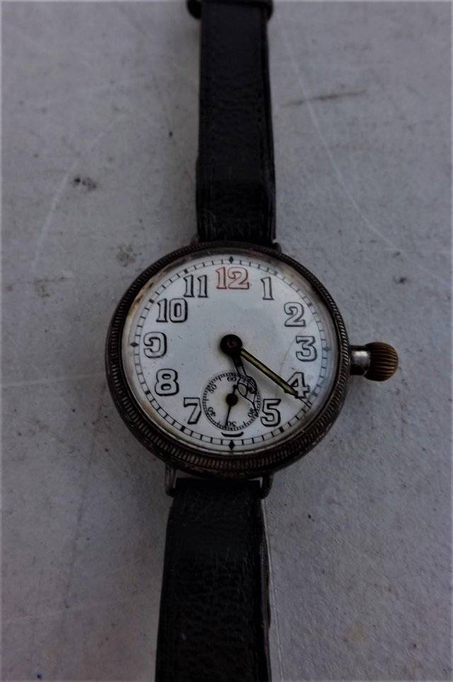 Image 3 of WW1 genuine military officers wristwatch