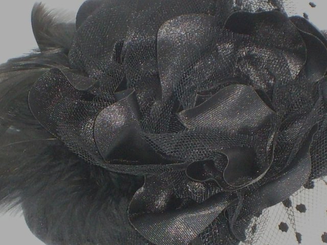 Image 2 of Black Mini Hat Clip On Fascinator - NEW
