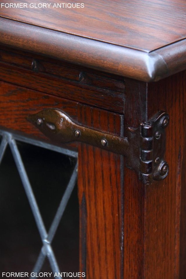 Image 61 of AN OLD CHARM TUDOR BROWN OAK TV CABINET CUPBOARD TABLE STAND