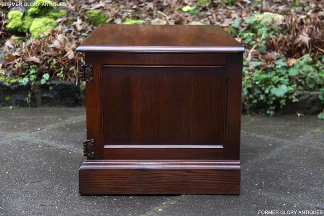 Image 74 of AN OLD CHARM TUDOR BROWN OAK TV CABINET CUPBOARD TABLE STAND