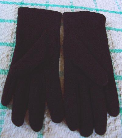 Image 2 of Lovely Ladies New Black Gloves By Debenhams.  BX1