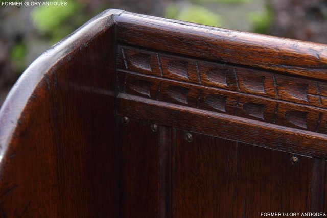 Image 37 of A TITCHMARSH AND GOODWIN OAK MONKS BENCH BOX SETTLE ARMCHAIR