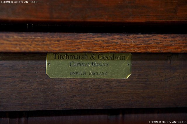 Image 64 of A TITCHMARSH AND GOODWIN OAK MONKS BENCH BOX SETTLE ARMCHAIR