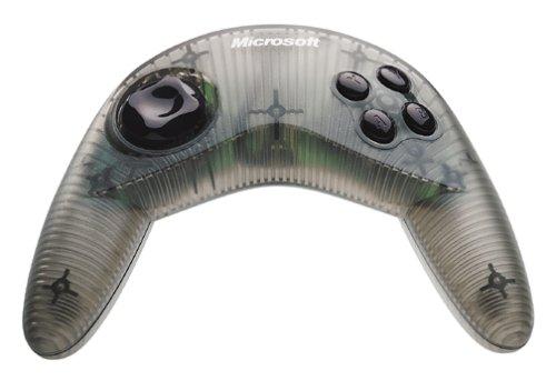 Preview of the first image of Microsoft Sidewinder Plug and Play Game Pad USB.