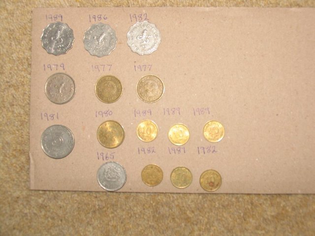 Preview of the first image of COIN COLLECTORS Hong Kong Coins 1960/70/80,s.