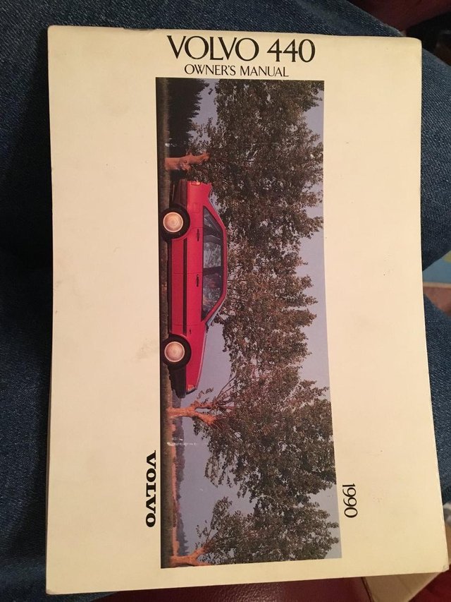 Image 2 of Original Volvo 440 drivers handbook