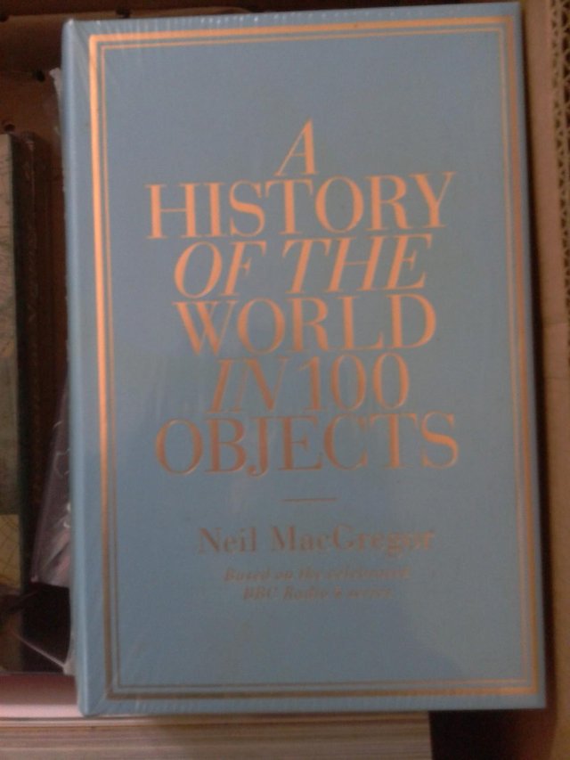 Preview of the first image of A history of the world in 100 objects, Neil MacGregor sealed.