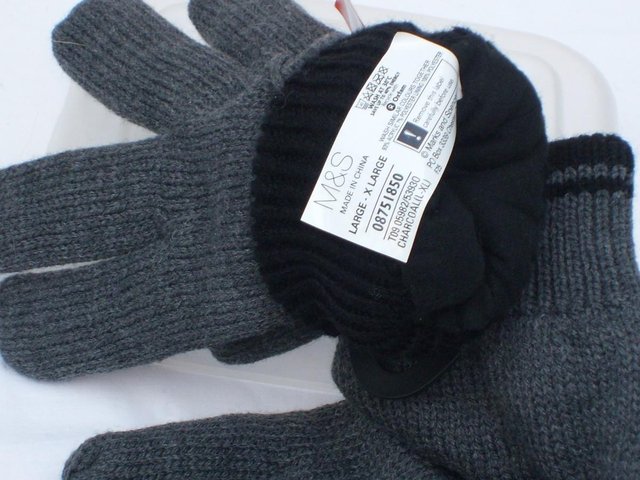 Image 2 of M&S Mens Charcoal Thermal Gloves L/XL NEW!