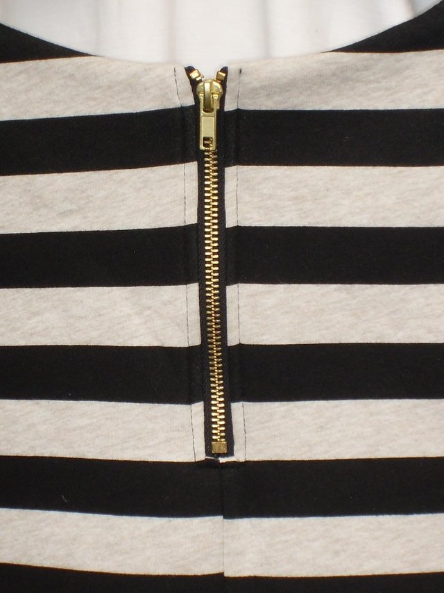 Image 3 of H&M Black & Beige Striped Jersey Top – Size 16 (L) NEW