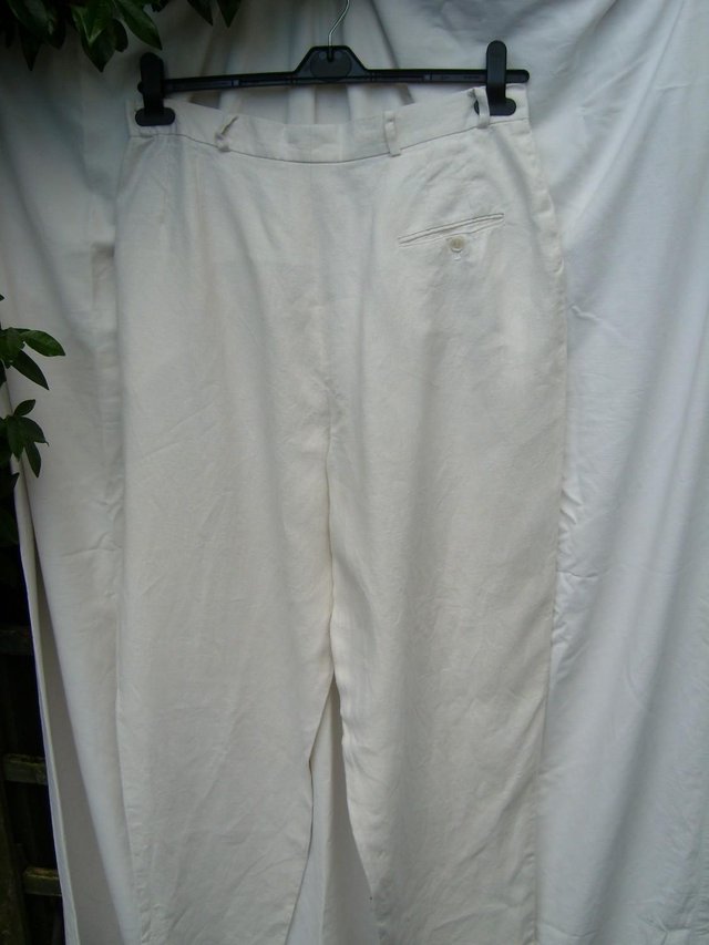 Image 3 of PAMELA M FLORIDA White Linen Trousers – Size 16