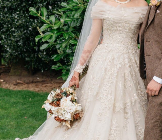 Image 3 of Ian Stuart Savanna Wedding Bridal Dress size 6-8