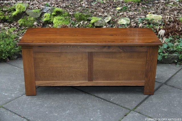 Image 90 of OLD CHARM LIGHT OAK BLANKET TOY BOX RUG CHEST COFFEE TABLE