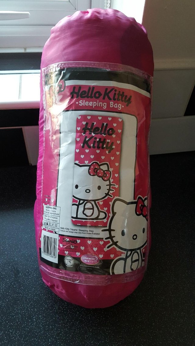 Preview of the first image of HELLO KITTY SLEEPING BAG.