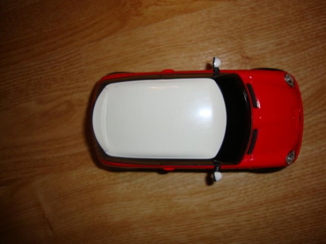 Preview of the first image of Remote control Mini (Red).