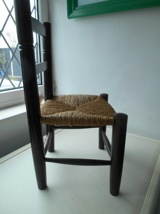 Image 3 of Old very small chair