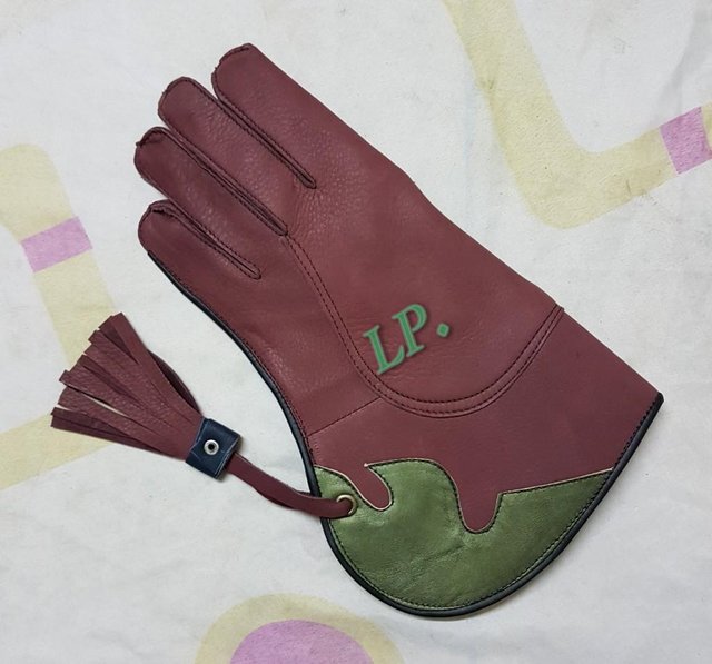 Image 2 of New Cow-Hide Leather (2 Layer) Double Skinned Falconry Glove