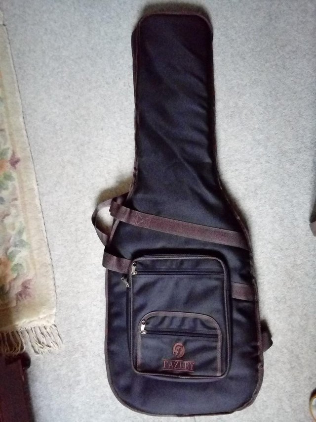 Preview of the first image of Guitar GIG Bag Excellent condition Never Used.