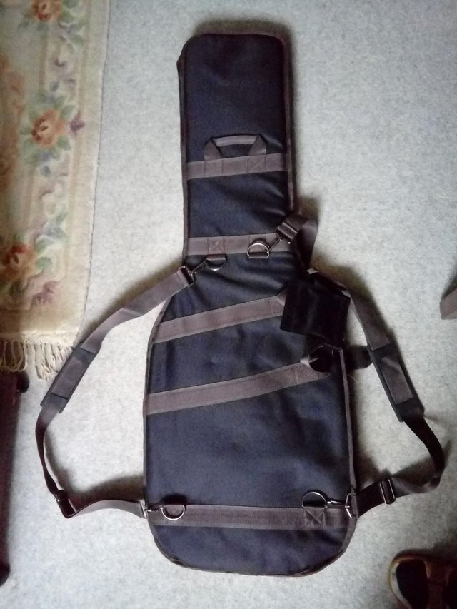 Image 2 of Guitar GIG Bag Excellent condition Never Used