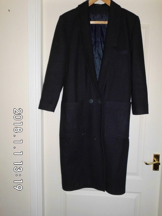 Preview of the first image of Vintage C & A ladies coat.