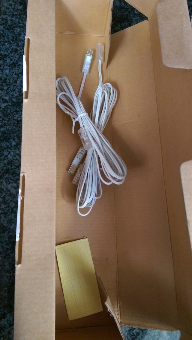 Preview of the first image of Ikea Trettioen light wire-unused.