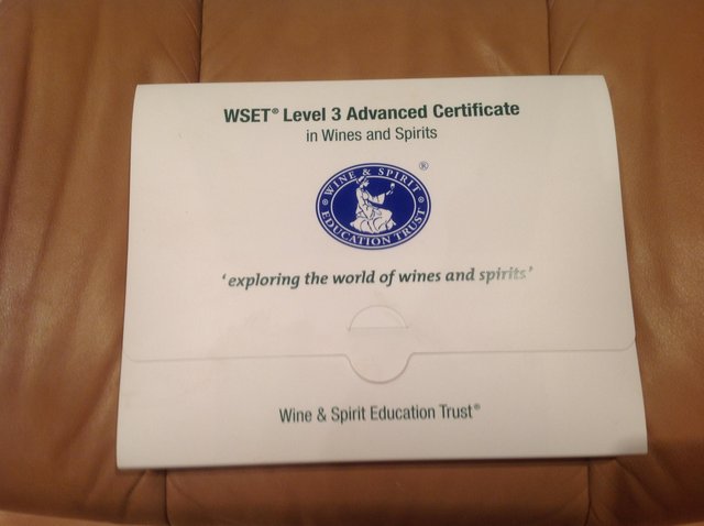Image 2 of Wine and spirits study material by wine and spirit education