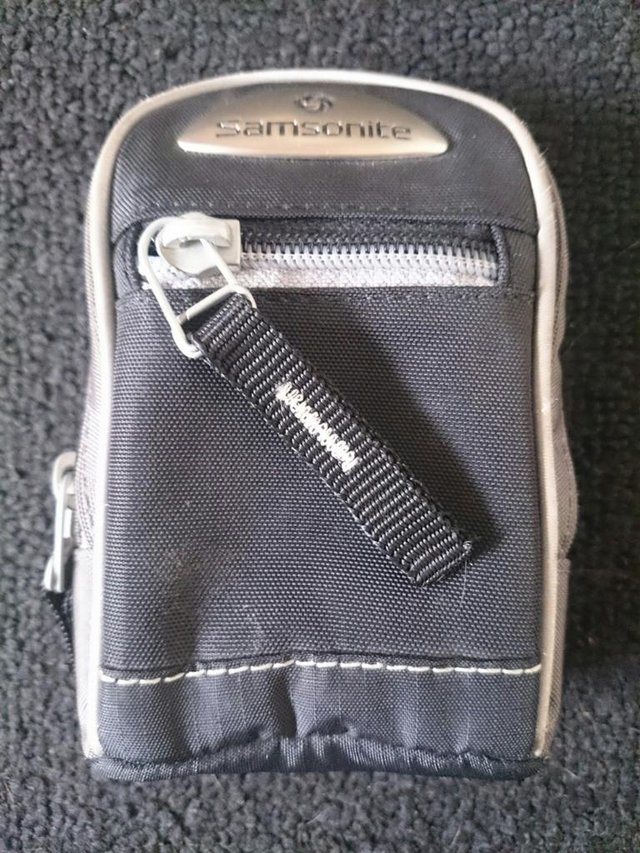 Preview of the first image of Samsonite Sportif Compact 1 Compact Camera Case.