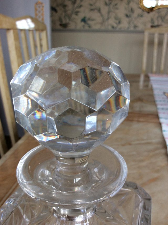 Image 2 of Quality Chrystal Decanter
