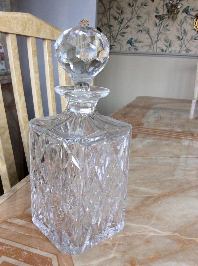 Image 3 of Quality Chrystal Decanter