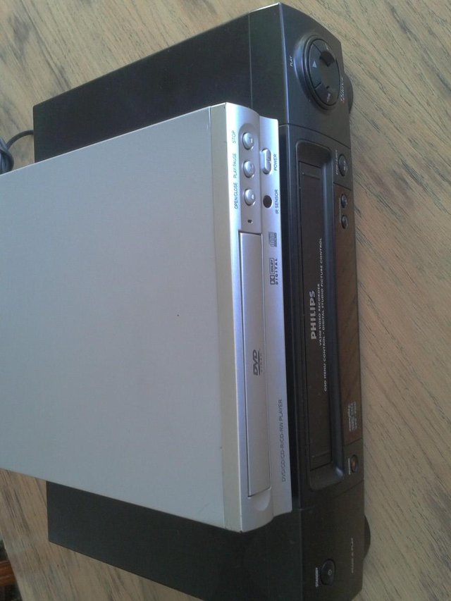 Image 3 of Philips video player & Tesco DVD/ CD / CD-R-RW Player