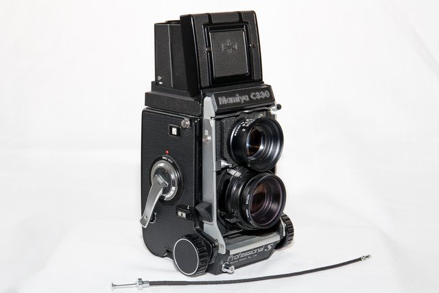 Preview of the first image of Mamiya C330s twin lens camera.