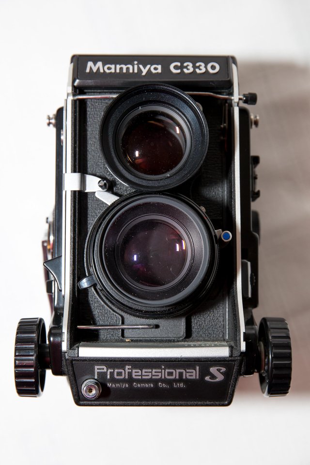 Image 2 of Mamiya C330s twin lens camera