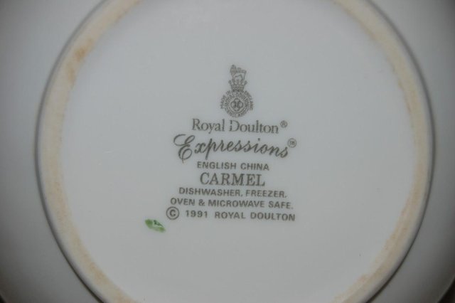 Image 7 of Royal Doulton 'Minerva' & 'Carmel' Expressions Teapots, VGC