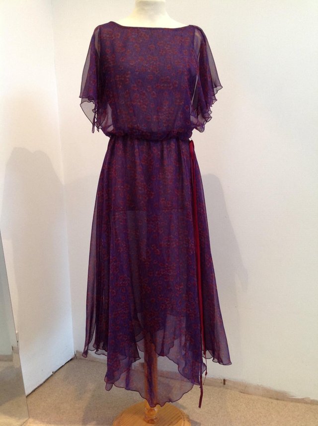 Image 2 of Purple Silk dress Vintage 1970s As New