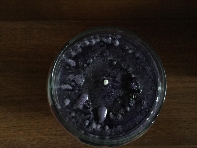 Image 2 of Large jar cassis Yankee candle