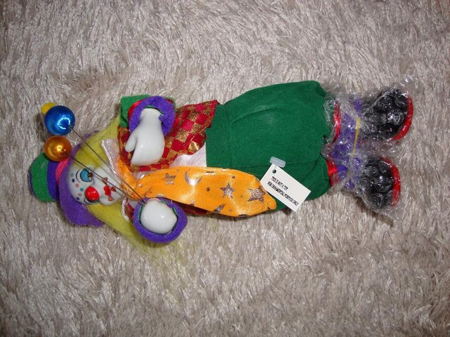 Image 2 of Collecting dolls.Music clown (new)